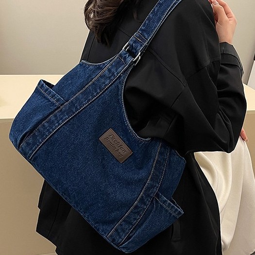 Artistic shoulder bag, casual denim, versatile Japanese tote bag, large bag, fashionable single-shoulder bag, laid-back underarm bag full figure