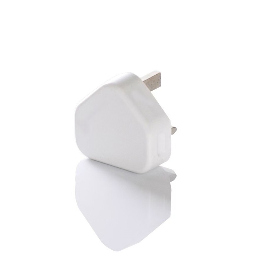 5V1A British standard adapter charger, electronic product 3c digital charging head, usb port socket, mobile phone charger Application Scenario