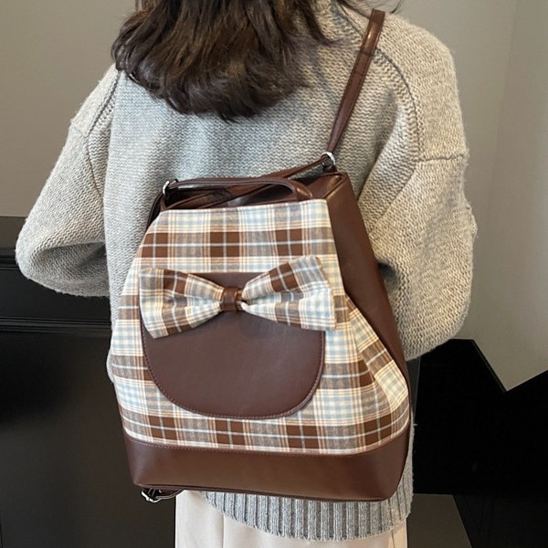 The new Tote bag is a large-capacity, niche bag for girls with a checkered pattern and a fresh bow. It is a multi-functional backpack Specification drawing