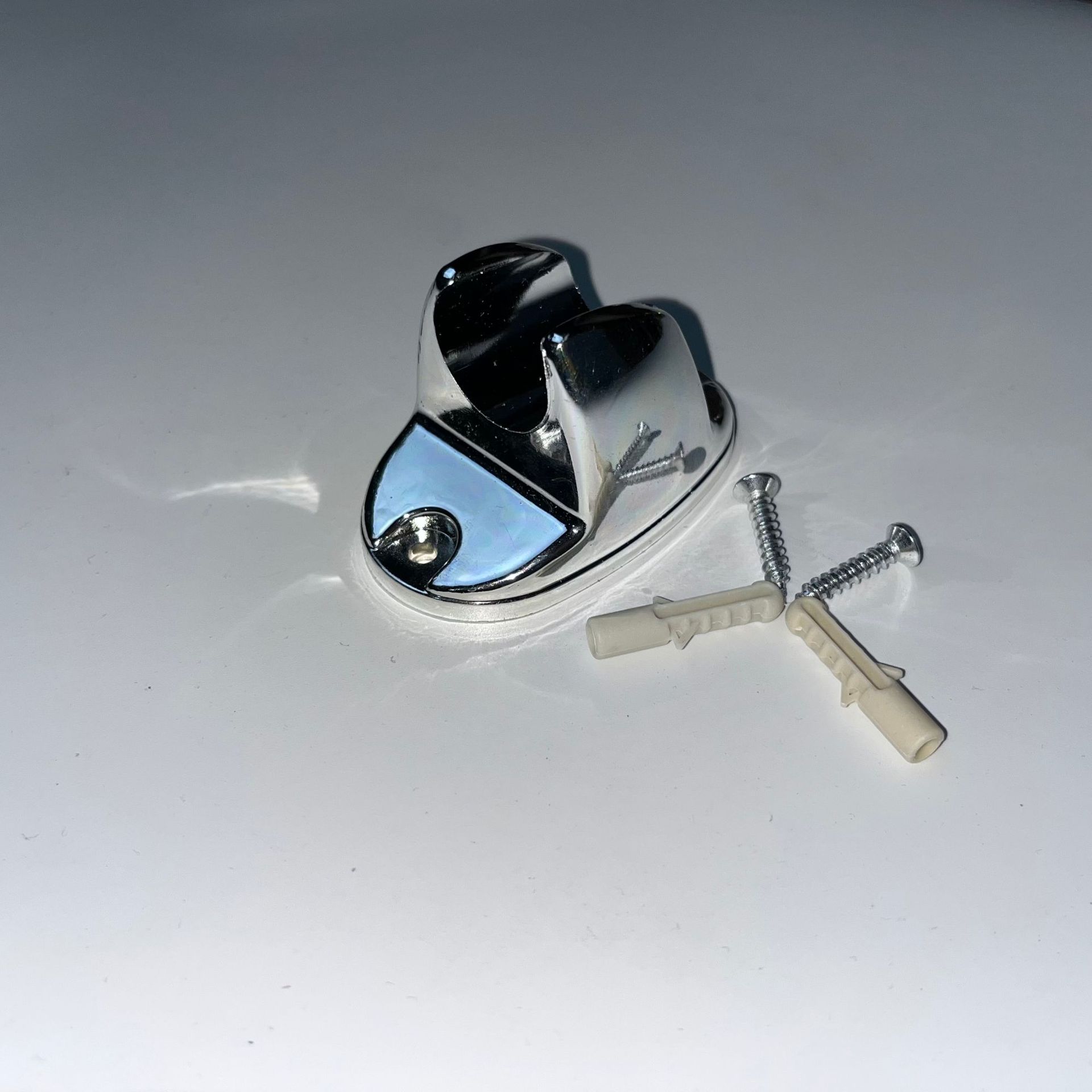 Shower head, fixed perforated base, bathroom shower head, adjustable shower head socket, handheld Application Scenario