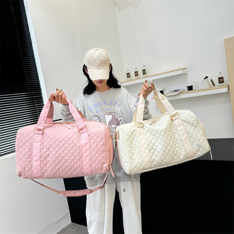 In-stock short-distance hand-held travel bags, large-capacity dry-wet separation sports and fitness bags, men's and women's boarding storage bags for going out details Picture