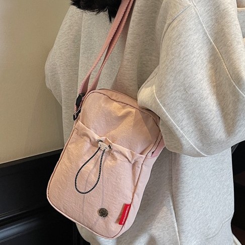 Solid-colored women's single-shoulder bag, versatile, casual and niche, crossbody phone bag, high-end women's commuting light small bag Specification drawing