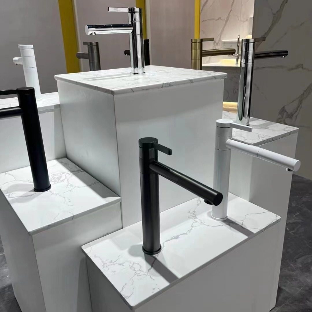 All-copper washbasin faucet, 360-degree rotating white cold and hot pull-out faucet, countertop basin, underside washbasin manufacturer Application Scenario
