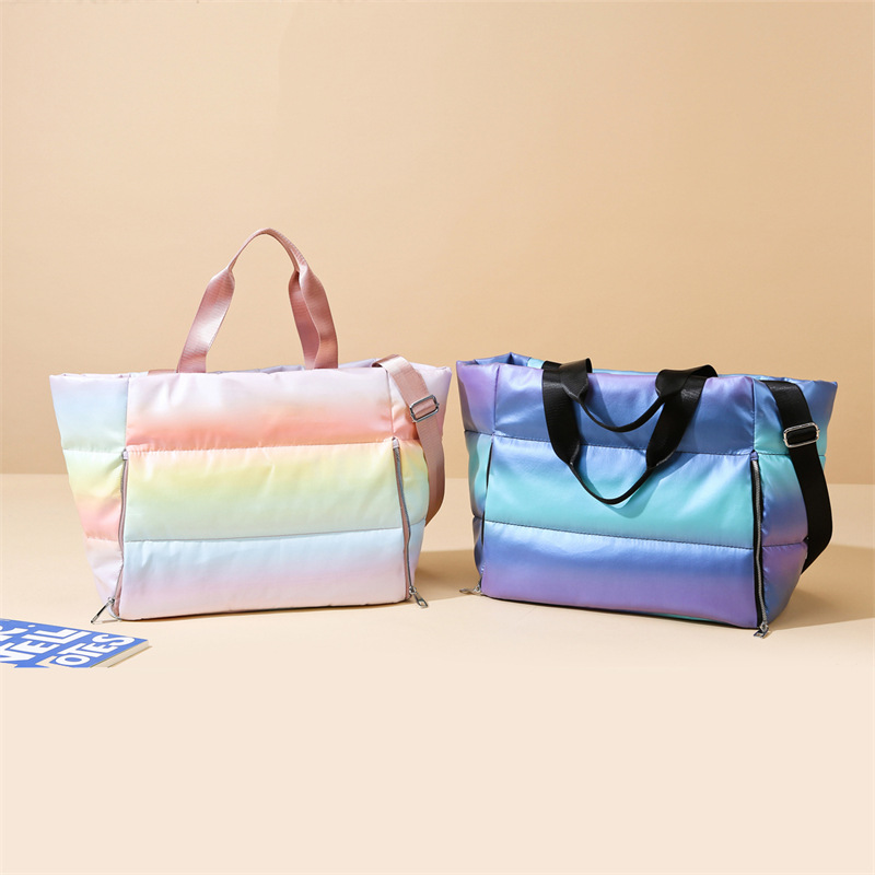 Trendy casual sports training bag, women's yoga bag, Korean-style gradient design sense single-shoulder armpit bag, business trip storage bag details Picture