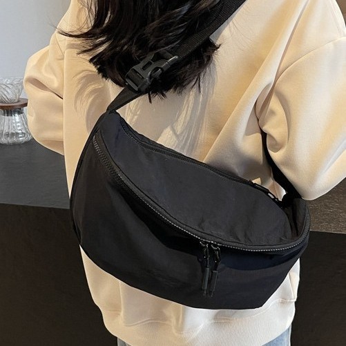 New cross-border women's chest bag for 2024 autumn/winter, single-shoulder crossbody bag, nylon street fashion storage bag, dumpling bag Specification drawing