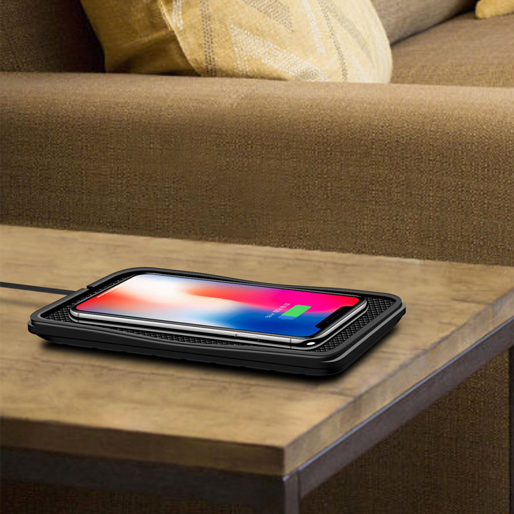 D3 Car anti-slip Wireless charger Transmitter Pad 20W car fast wireless charger factory stock direct delivery Application Scenario