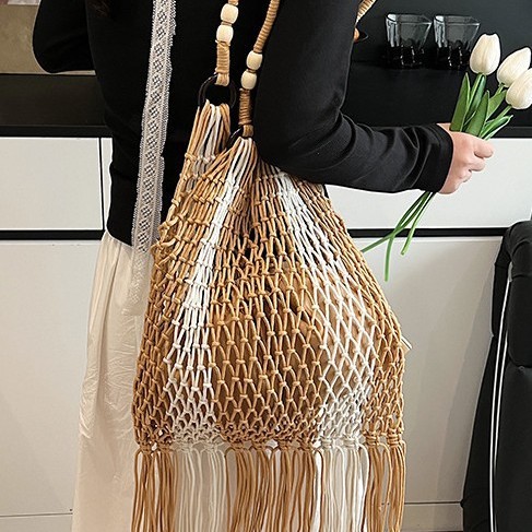 New straw woven bag, cotton rope handbag, cross-cut hollowed-out women's bag, beach bag, single-shoulder fashionable hollowed-out tassel underarm bag Specification drawing