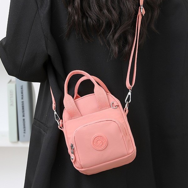 Nylon fabric bag 2025 Spring New hand-held women's bag, cross-border trend, women's casual mom bag, single-shoulder crossbody bag full figure