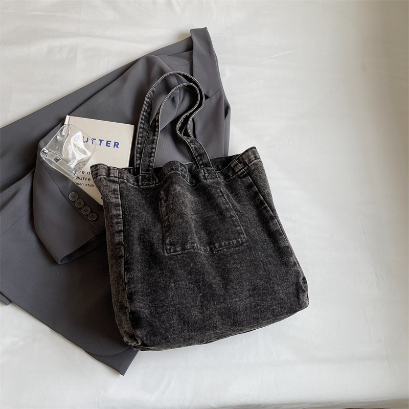 New denim bag with a laid-back style for women, a retro Korean-style casual shopping bag, and a large-capacity single-shoulder bag for attending classes at the arts academy Specification drawing