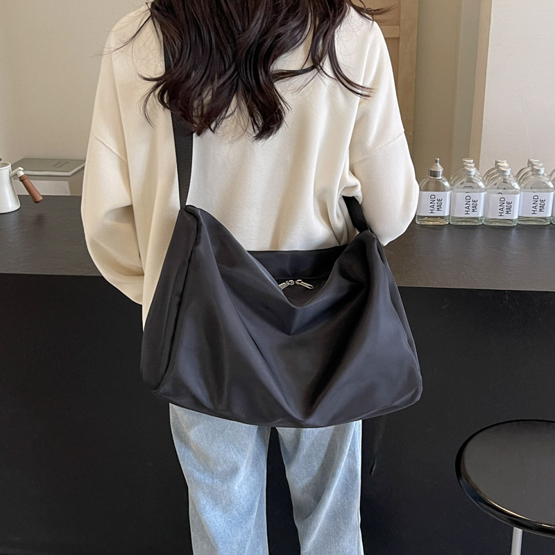Customized travel bags with logo printing, large-capacity sports and fitness bags, casual and lightweight, short-distance luggage storage bags for outings Specification drawing
