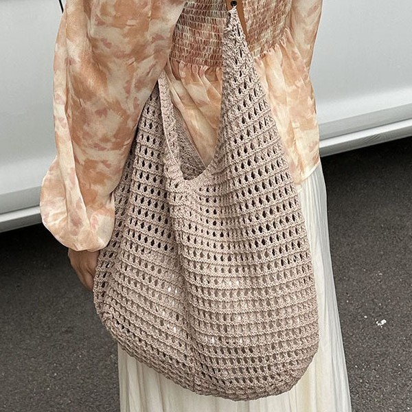 2025 New style knitted bags, woven bags, shoulder bags, Thai casual women's bags, seaside vacation style Bohemian bags details Picture