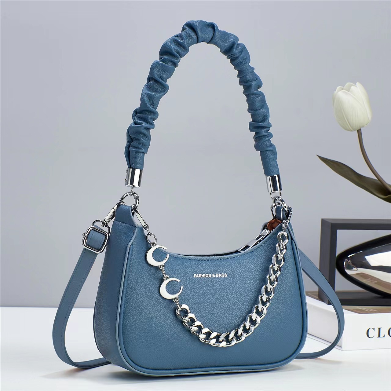Versatile crossbody handbag, trendy single-shoulder bag, Korean-style large bag for women, 2024 new style, personalized women's bag, simple and elegant full figure