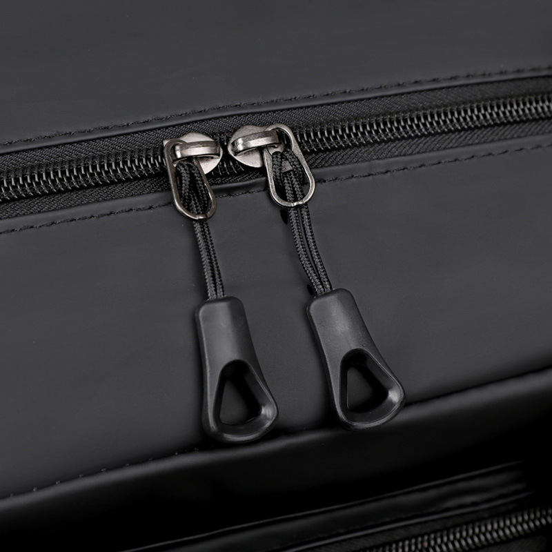 New large-capacity men's casual business travel backpack and laptop bag for cross-border business Application Scenario