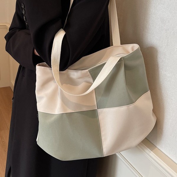 Canvas bag for women, large-capacity 2024 new style, fashionable autumn and winter, color-blocking single-shoulder bag, textured tote bag for commuting to school Specification drawing