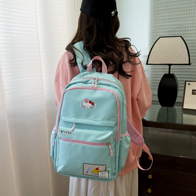 New cross-border schoolbags: Large-capacity backpacks for Japanese primary school students, niche backpacks, and lightweight travel bags for junior and senior high school students Application Scenario