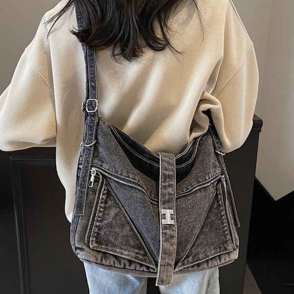 2025 New fashion single-shoulder bag, denim underarm bag, large-capacity tote bag, Korean style Instagram single-shoulder crossbody bag for women Specification drawing