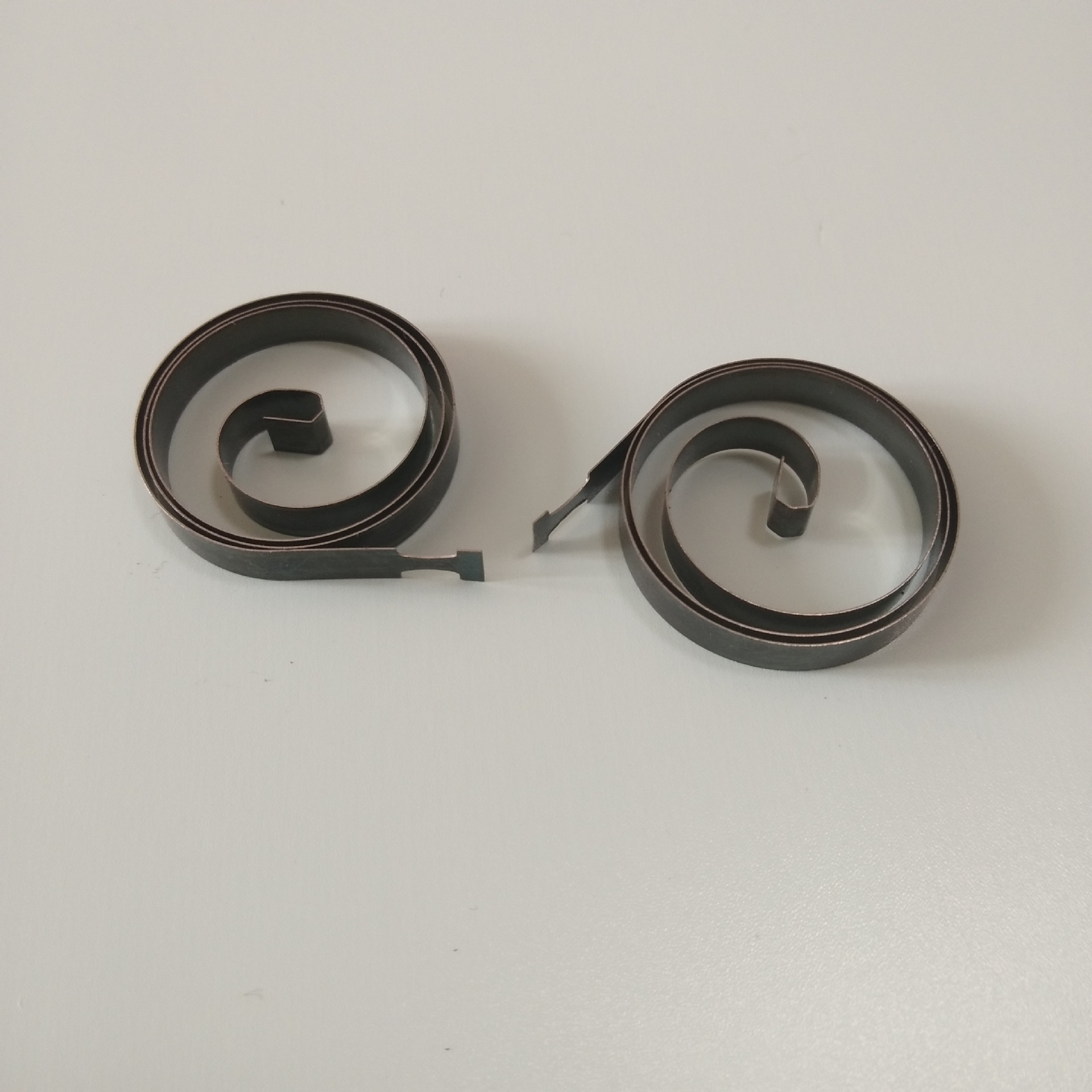 The manufacturer supplies stainless steel spring toy springs, coil springs, table and chair leg covers. Bulk orders with large quantities enjoy discounts undefined