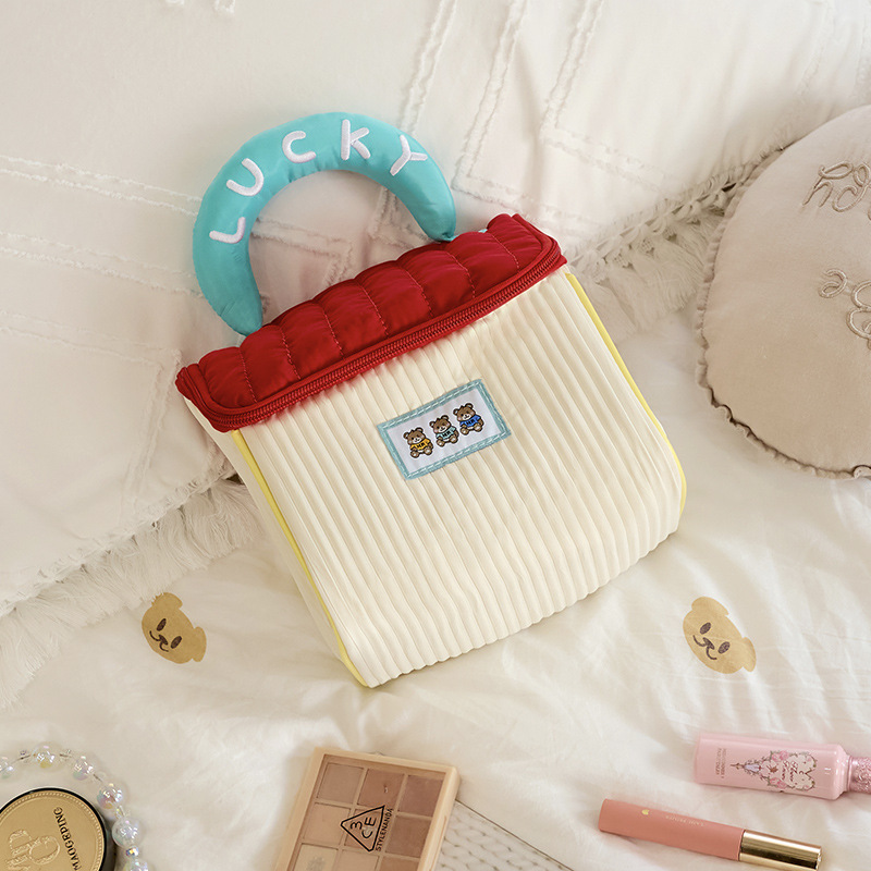 Cute house makeup bag, water-repellent polyester toiletry bag, travel portable handbag, large-capacity storage bag details Picture