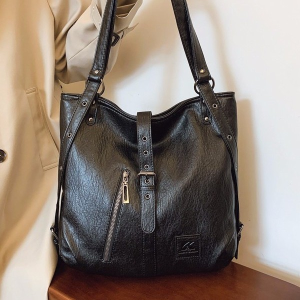 European and American retro women's bag 2024 Winter new single-shoulder bag, large-capacity multi-functional handbag, anti-theft women's backpack Application Scenario
