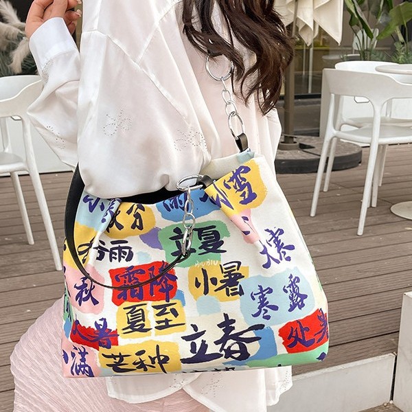 New cartoon-printed large-capacity tote bag for girls and students, a color-matched 24 solar terms design crossbody bag Specification drawing