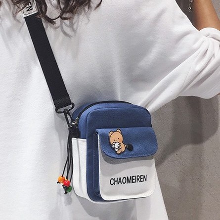 Bag Girl 2025 New Style trendy and cute student crossbody bag, versatile ins Korean-style artistic single-shoulder canvas bag Application Scenario