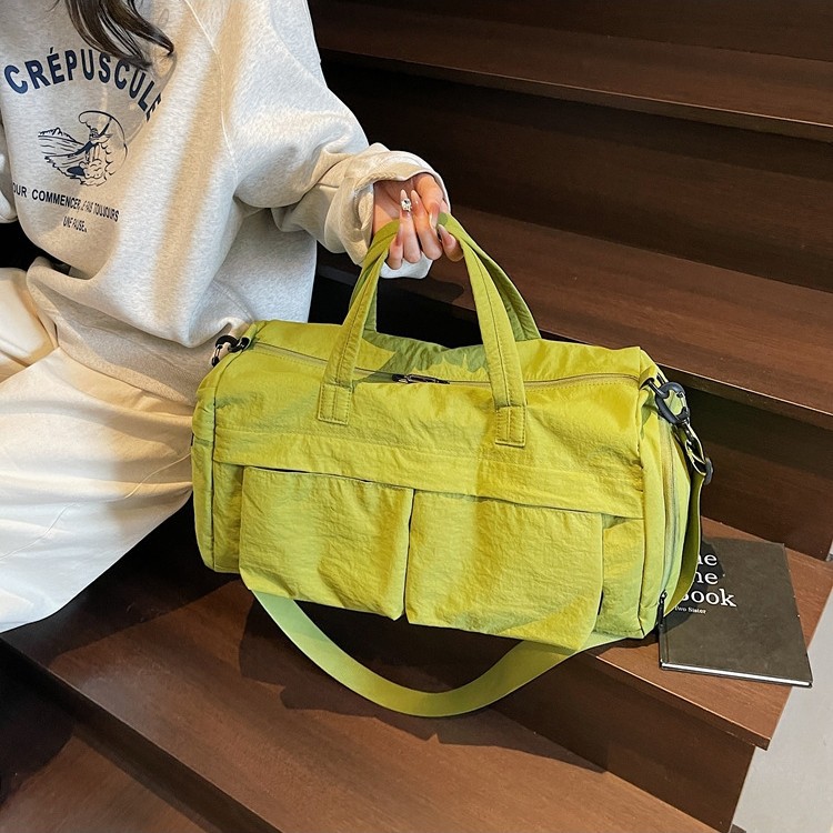 New college-style large-capacity nylon fabric travel bag, fitness training shoes, warehouse clothing bag, short business trip case, handle full figure