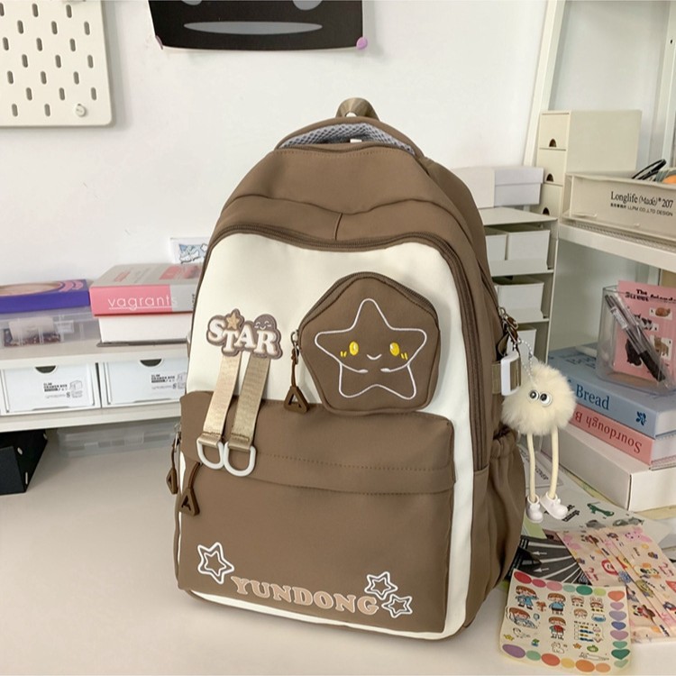 A popular new Korean-style backpack for primary and secondary school students, featuring a lightweight and large-capacity backpack that reduces the burden and protects the spine full figure