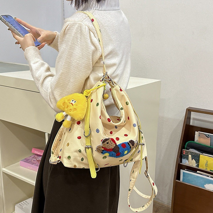 Japanese-style cute cartoon girl crossbody bag, college student high appearance level, niche design sense soft girl backpack, women's backpack full figure