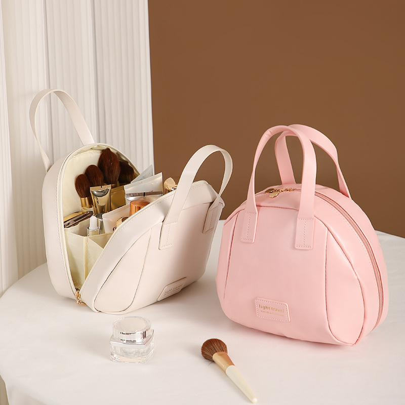 The new PU shell cosmetic bag is a simple and fashionable handbag, a small bag for women, and a storage bag for cosmetics and toiletries Specification drawing