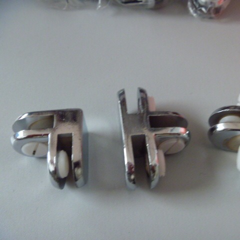 Zinc alloy mirror nails, glass clips, advertising nails and other small decorative nails, glass clips Application Scenario
