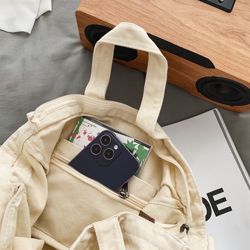 Washed canvas bag for women, 2024 new large-capacity tote bag for women, laid-back style single-shoulder bag, hand-held crossbody bag for women Application Scenario