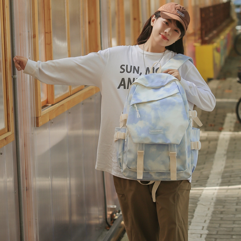 This backpack features a large capacity, high-end feel, and a niche tie-dye design. It is a schoolbag for girls and is lightweight for junior high school students Specification drawing