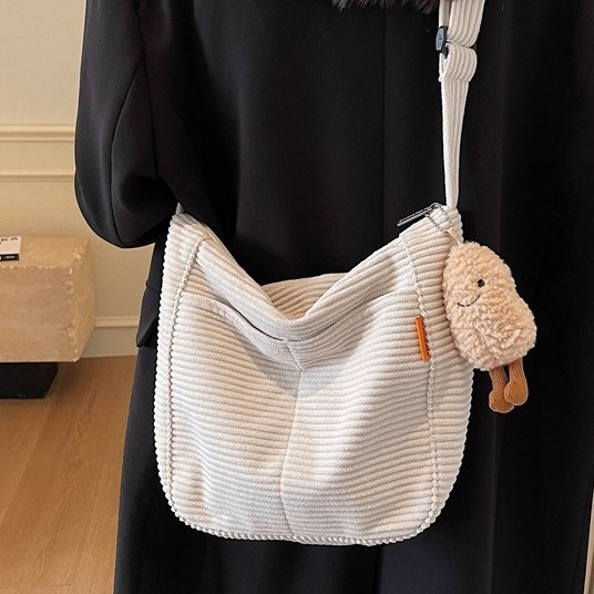 New autumn and winter Korean style versatile hand-held corduroy single-shoulder bag, large-capacity casual bucket bag, fashionable crossbody bag Specification drawing