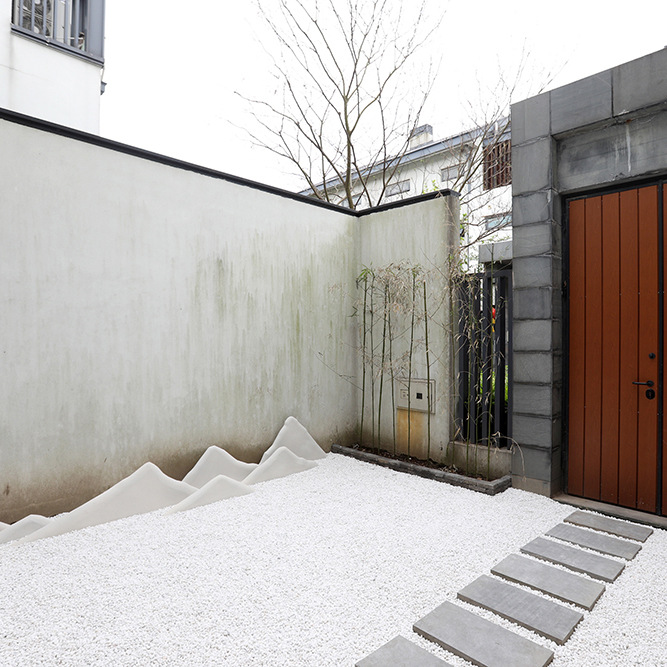 50 pounds of white pebbles, large pebbles for courtyard paving, small white pebbles for garden landscaping, and white pebbles Specification drawing