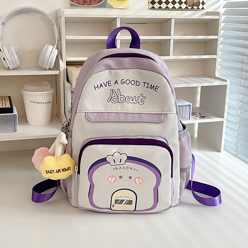 Study tour backpacks, children's travel backpacks, girls' campus cartoon schoolbags for junior and senior high school students Application Scenario