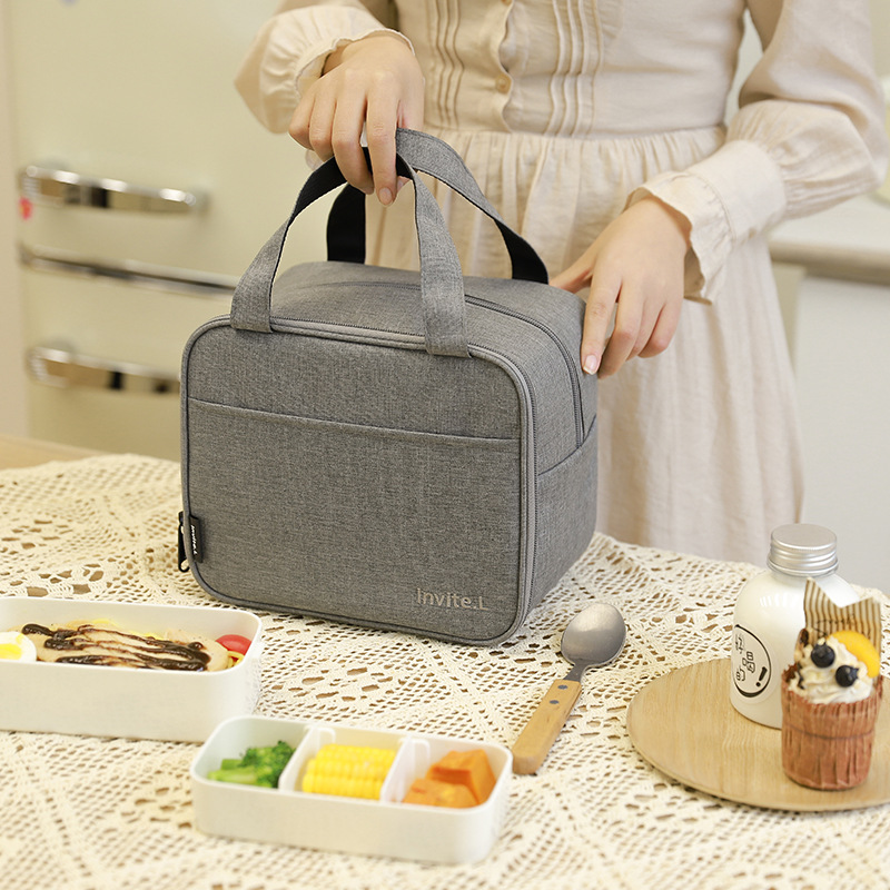 Lunch box bag, insulated bento handbag, student to bring food, waterproof and oil-proof, office worker meal bag, thickened aluminum foil bag full figure