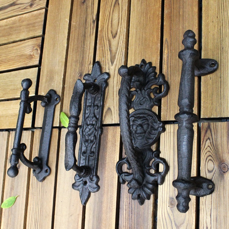 European-style retro and grand garden courtyard cast iron craft door pull handle, hand-pull home decoration wall decoration door handle full figure