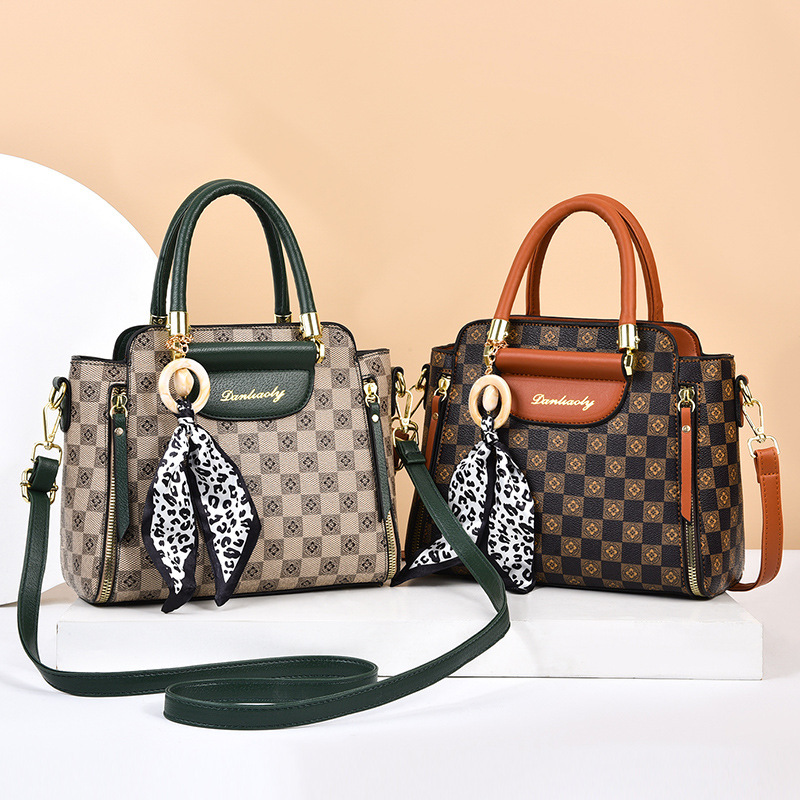 Live-streaming Internet celebrity large bags for women, 2022 new fashionable handbags, middle-aged mom bags, large-capacity silk scarves, trendy bags Specification drawing