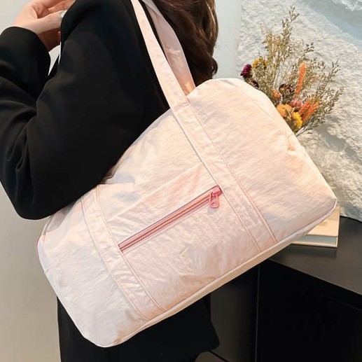 New Korean-style bags, travel bags, handbags, shoulder bags, lightweight and large-capacity casual nylon tote bags, mommy bags full figure