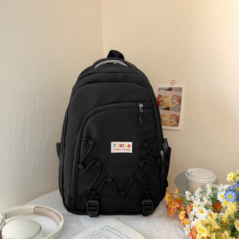 Color-matched backpacks for junior high and senior high school students, niche backpacks, new large-capacity student backpacks for high school and college students Application Scenario
