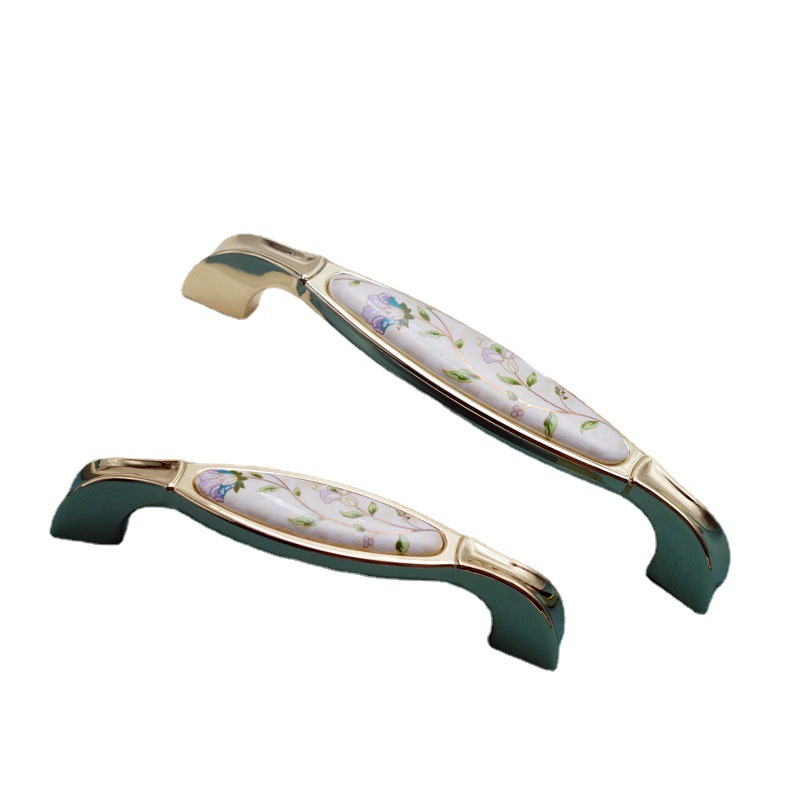 Yitianyuan European-style golden ceramic wardrobe, cabinet door handle, hidden handle, drawer, light luxury, modern and simple small single hole Application Scenario