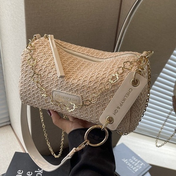 "2025 Trendy woven straw women's bag, fashionable summer beach vacation bag, stylish crossbody bag, versatile summer outfits. details Picture