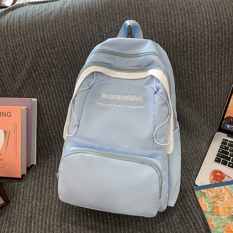 Cross-border schoolbag for primary school students, girls, junior high school students, large capacity, high appearance level, lightweight backpack, versatile, school style backpack Application Scenario