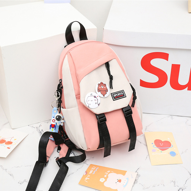 Outdoor travel chest bag, small backpack for primary school students going out, light and cute, spring outing crossbody bag, trendy children and girls, single shoulder details Picture