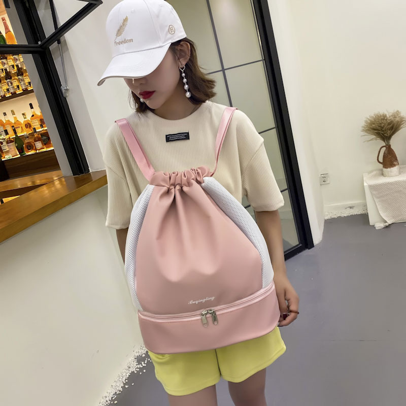 Beach swimming backpack, women's dry and wet separated waterproof storage bag, sports fitness yoga luggage bag, travel backpack Application Scenario