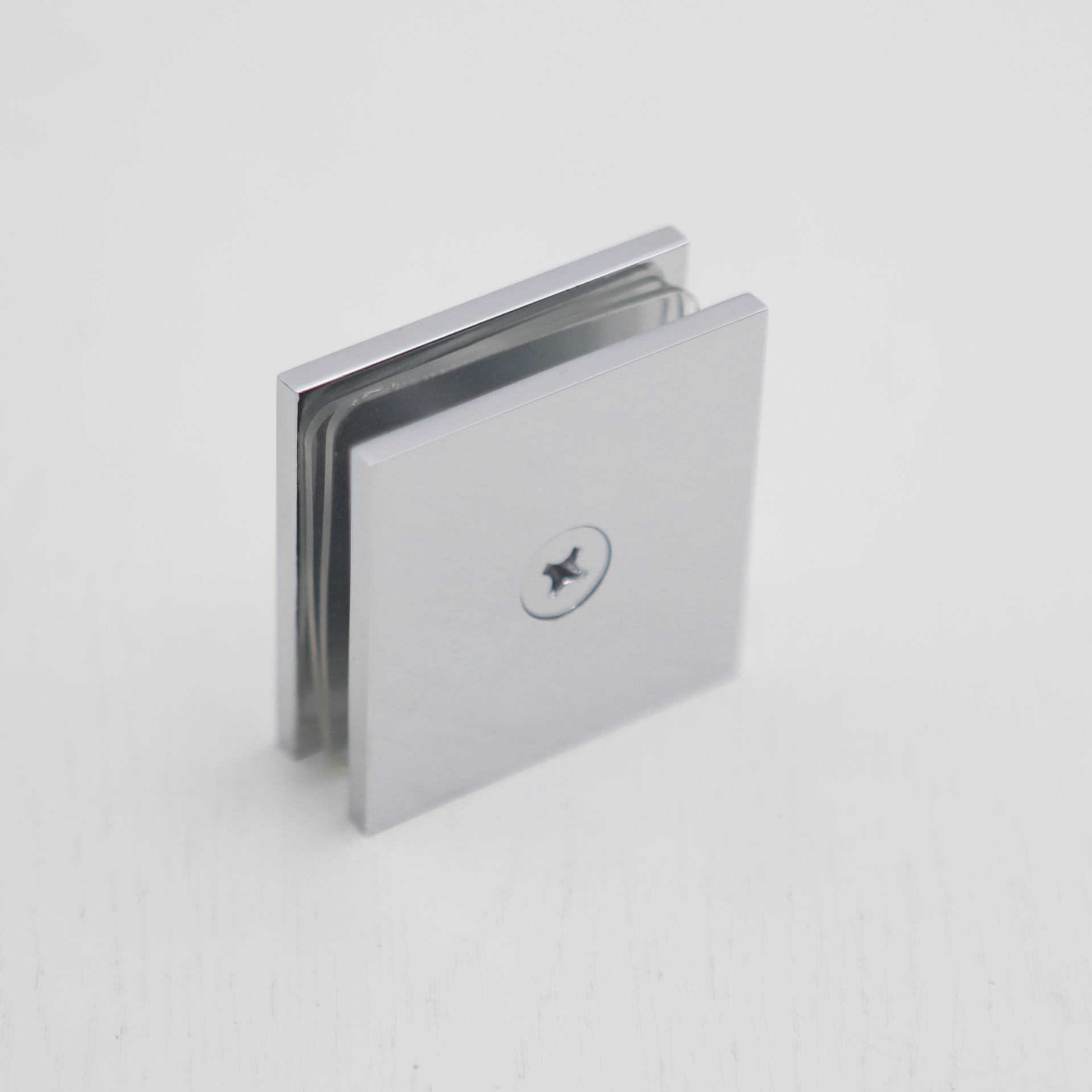 Wholesale shower room accessories: golden single-hole glass fixed clamps, brass square clamps, partition codes, bathroom glass clamps Specification drawing
