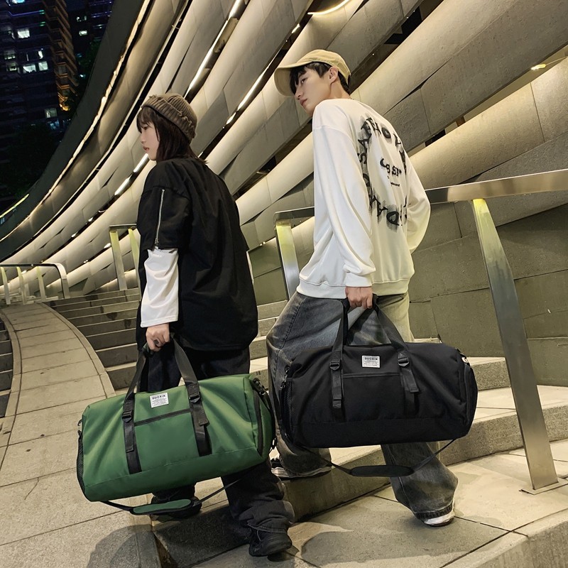 A simple and lightweight travel bag with large capacity and dry and wet separation storage, a new type of casual sports, yoga and fitness bag handbag details Picture