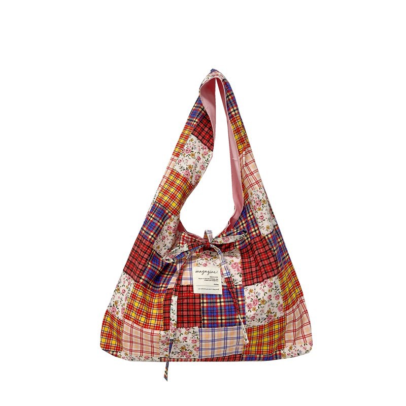 A new 2025 vintage ethnic style single-shoulder crossbody bag with color-blocking and double-sided Bohemian fabric Item Picture