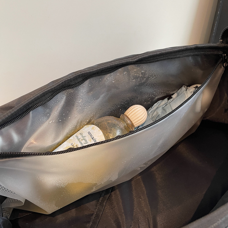 Trendy large-capacity sports and fitness bags, new cross-border business trip carry-on bags, dry-wet separated swimming and yoga bags details Picture