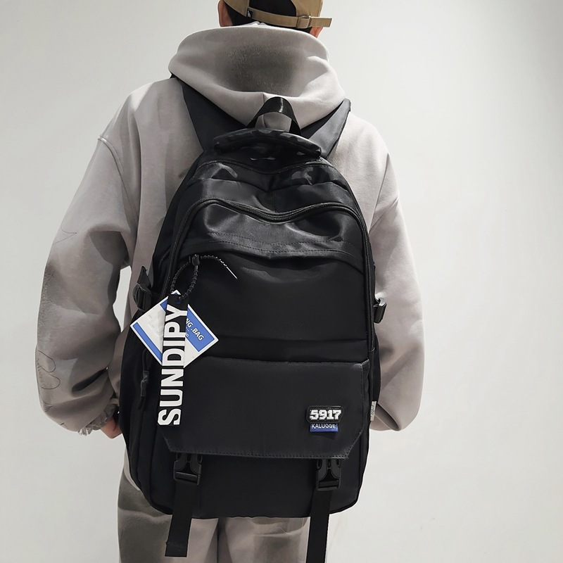 High-appearation-level schoolbags for junior and senior high school students, backpacks for college students, trendy workwear style, large-capacity travel backpacks full figure